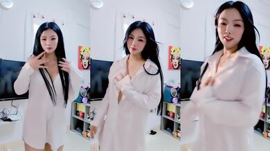 【杨晓花】歌舞慢摇青春无敌抖音风艺校美少女定制福利② 露脸露点各种热门BGM裸舞 (1)